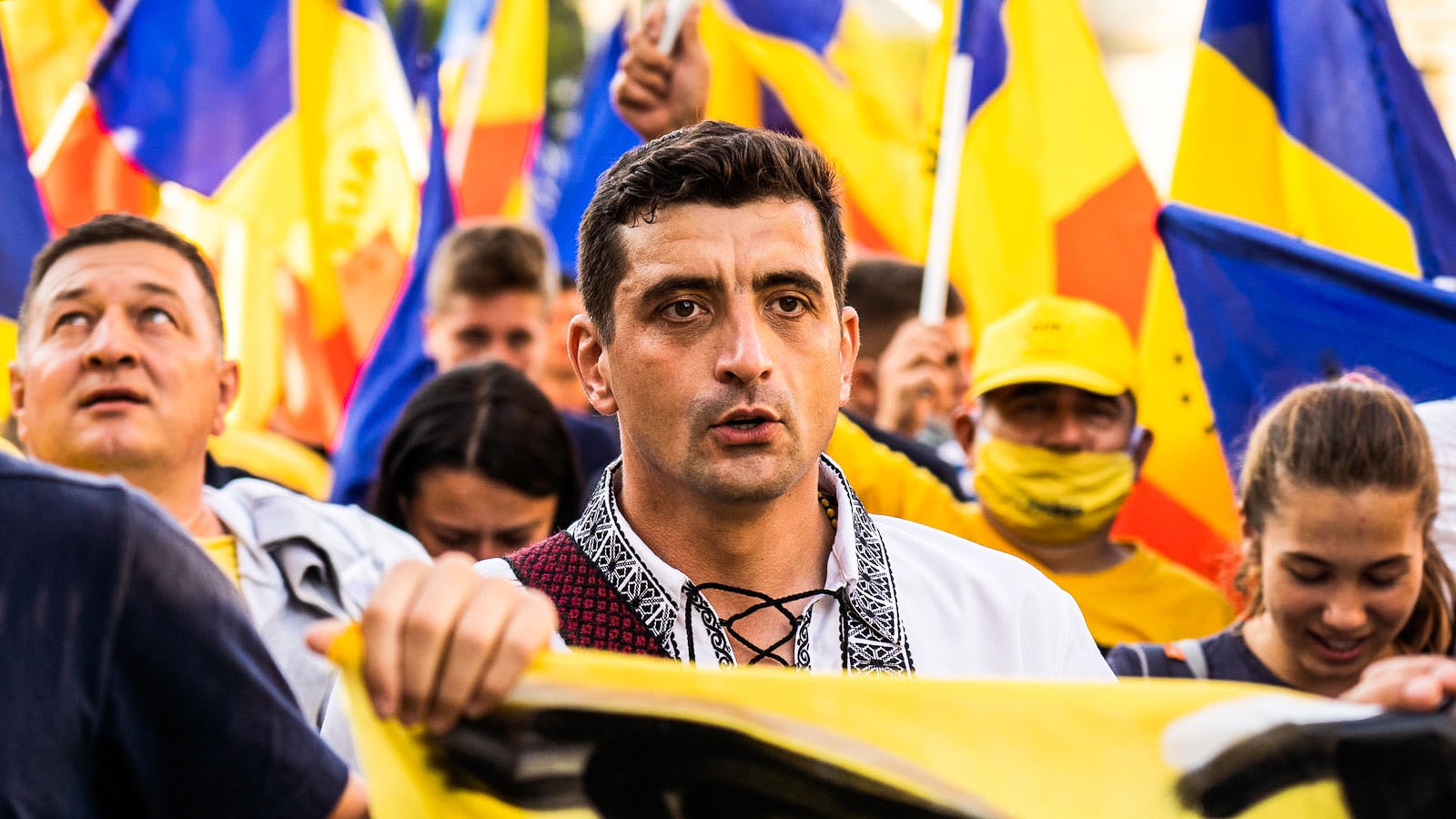 Gozi (Renews): "In Europa Giorgia Meloni si allea con i nazionalisti romeni di Aur, omofobi e xenofobi"