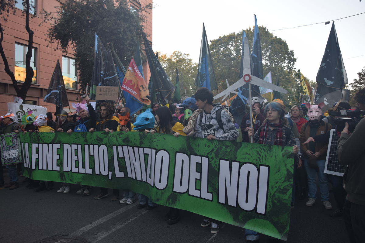 Climate Pride: in migliaia a Roma per la giustizia climatica