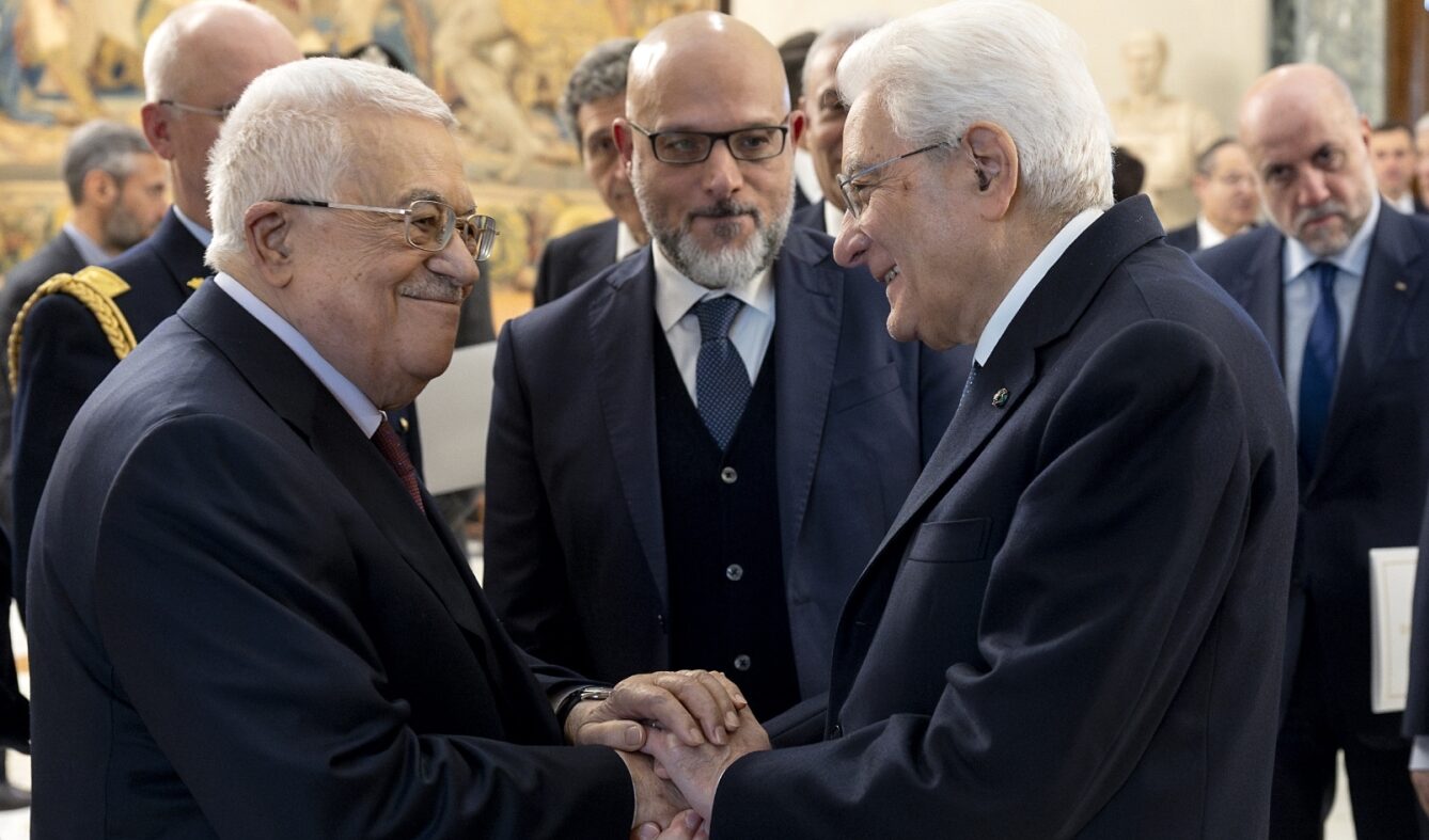 Mattarella incontra Abu Mazen: "Inaccettabile violenza su Gaza che ha colpito i civili, donne e bambini"