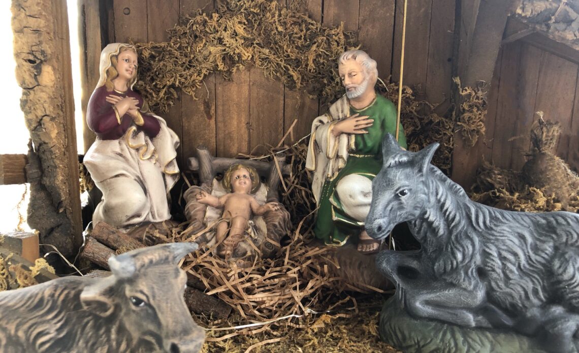 A Natale la Parola si incarna nella confusione che c'è dentro di noi e attorno a noi